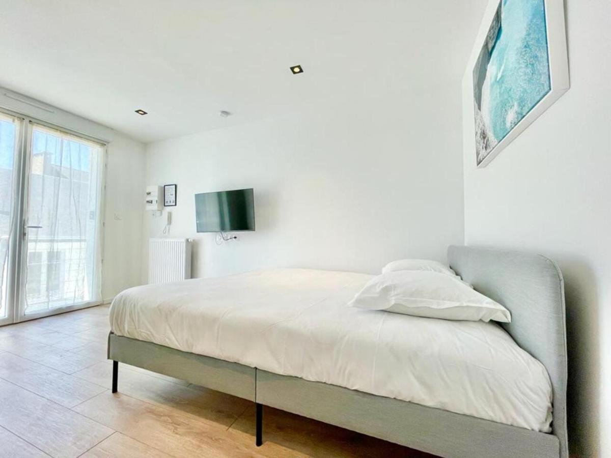 Residence Duguay - Centre Ville - Porte B - Appartements Tout Confort - Neuf - Nouveau Lorient Exterior photo